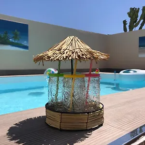 https://atico-con-piscina-privada-a-100m-del-mar.es-andalucia.com